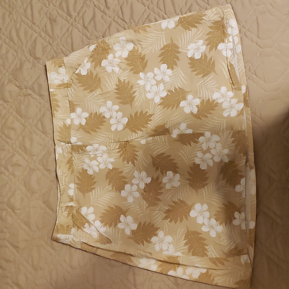 Tan hawaiian skort